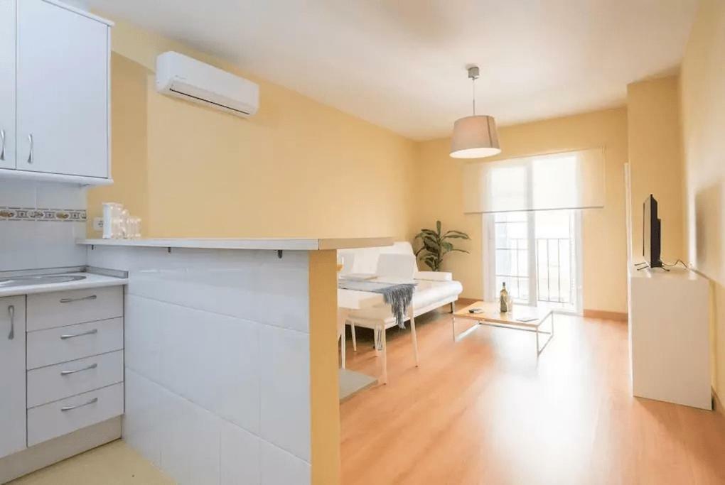 Shiny Lud Family Apartment Málaga Eksteriør bilde