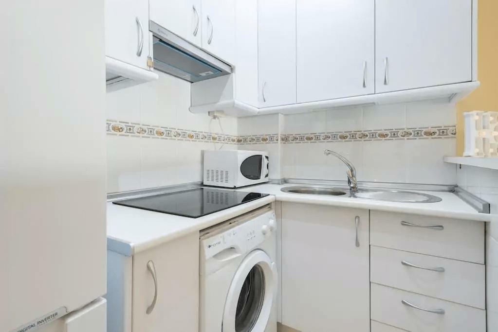 Shiny Lud Family Apartment Málaga Eksteriør bilde